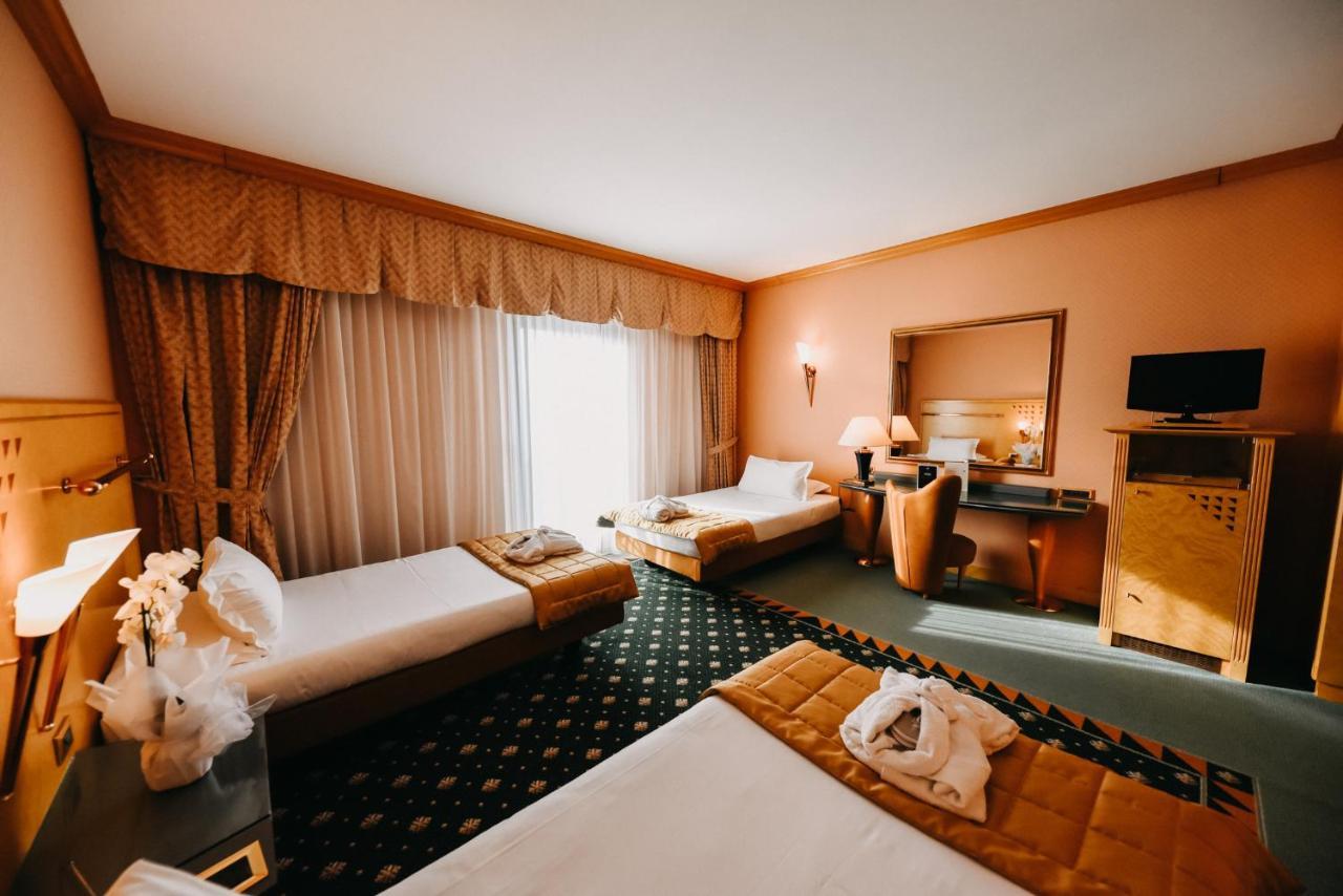 เอสเอชจี โฮเทล อันโตเนลลา Hotel โปเมเซีย ภายนอก รูปภาพ