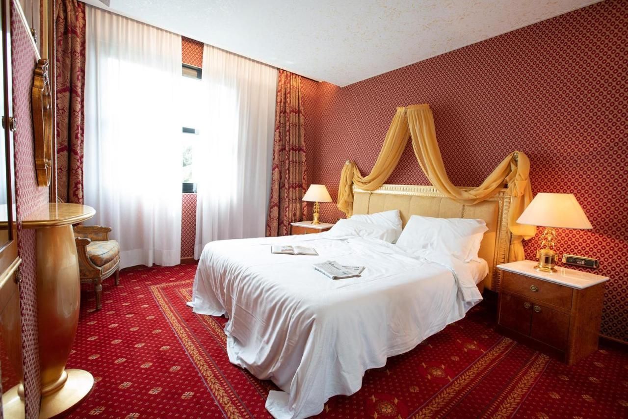 เอสเอชจี โฮเทล อันโตเนลลา Hotel โปเมเซีย ภายนอก รูปภาพ